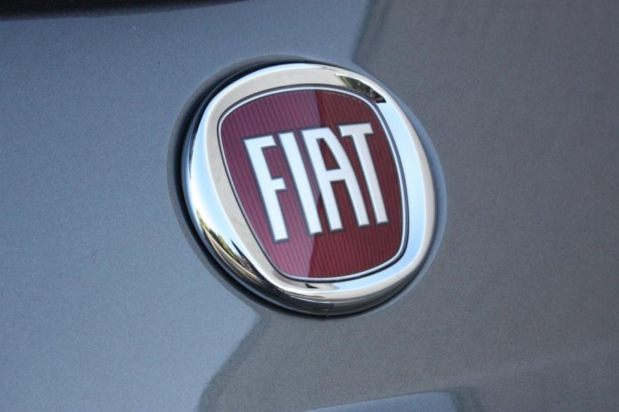  Fiat 500e 2013 года  (фото 110 из 141)